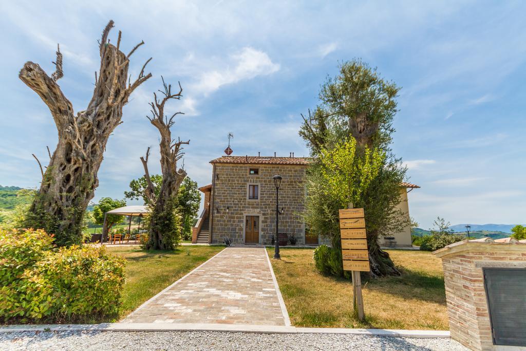Tenuta Borgo Santa Cecilia Gubbio Exterior photo